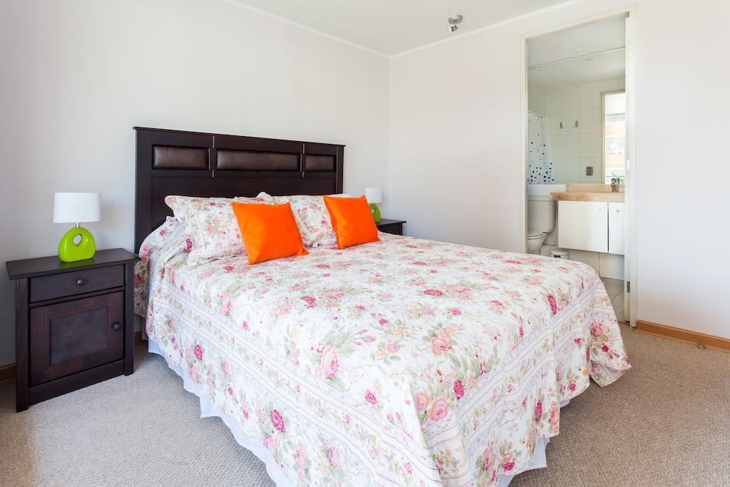 Livinnest Apartments Santiago Phòng bức ảnh