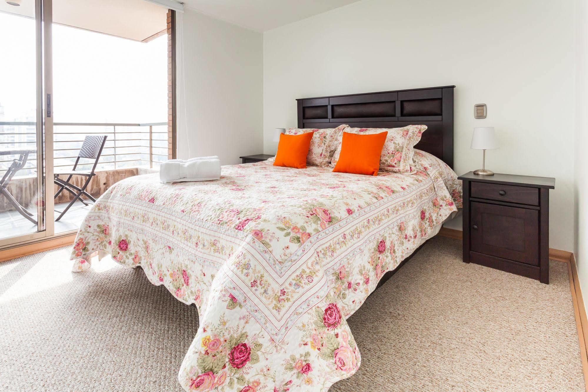 Livinnest Apartments Santiago Ngoại thất bức ảnh