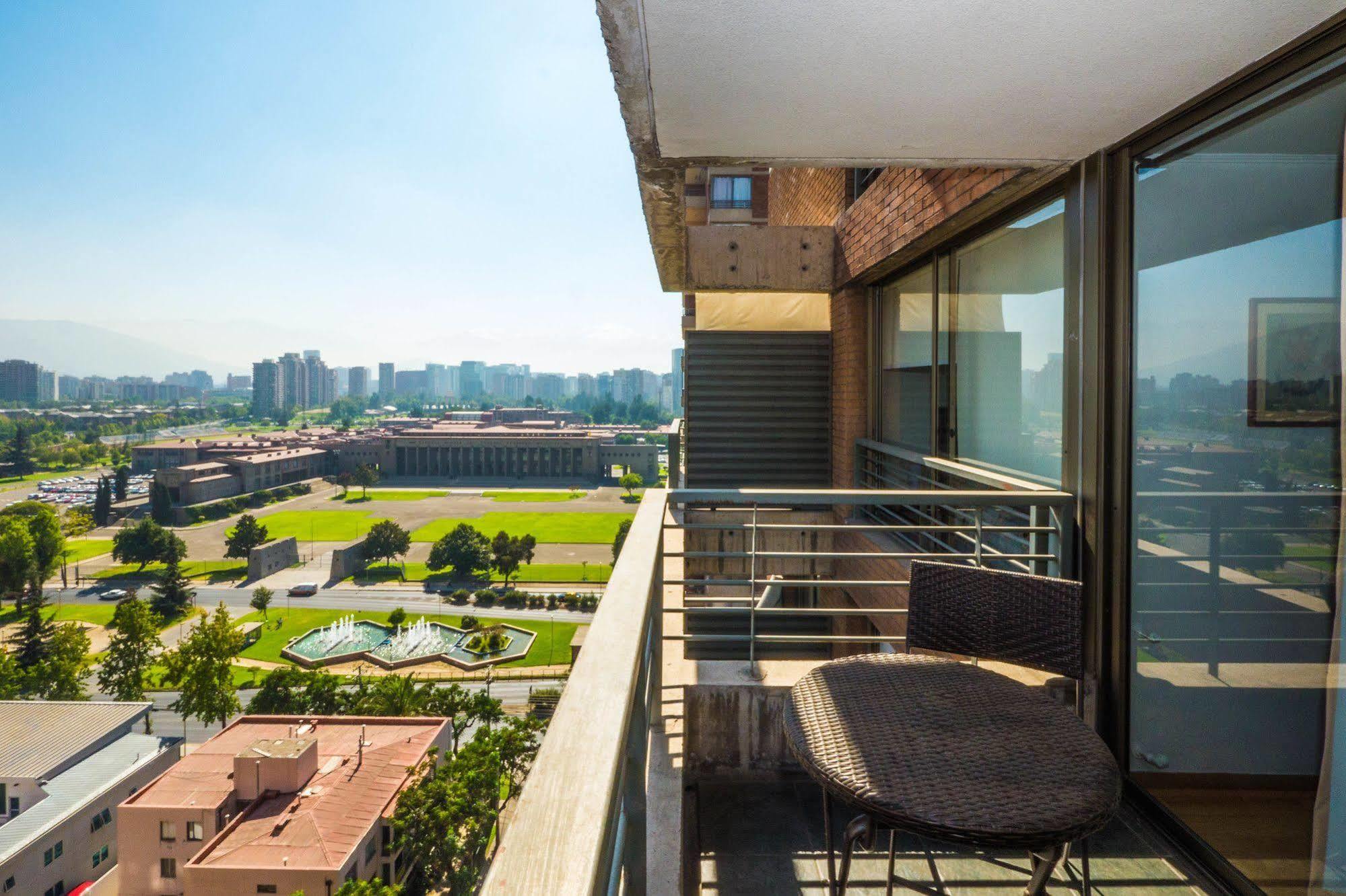 Livinnest Apartments Santiago Ngoại thất bức ảnh